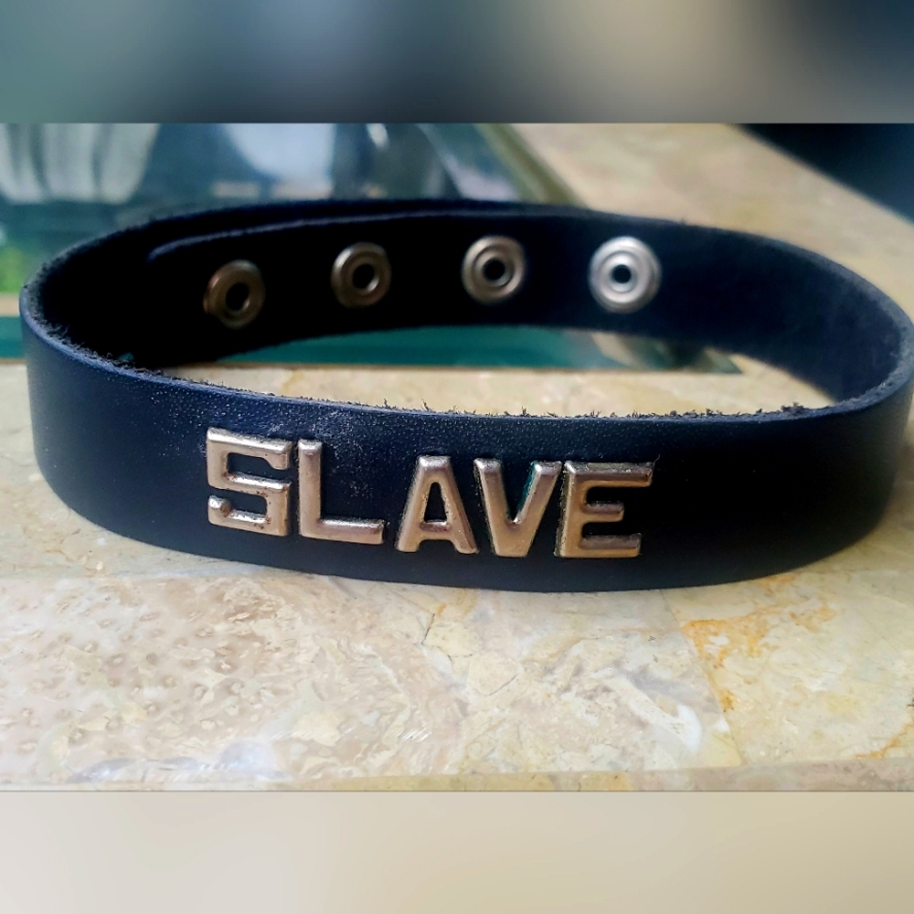 "Slave" Choker lightweight faux-leather